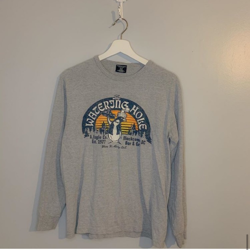 American Eagle Long sleeve tee
